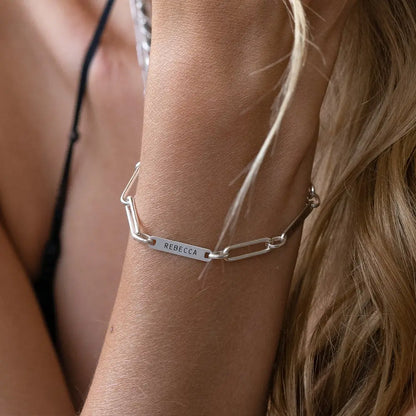 Gabriva - Personalisiertes Paperclip-Namensarmband